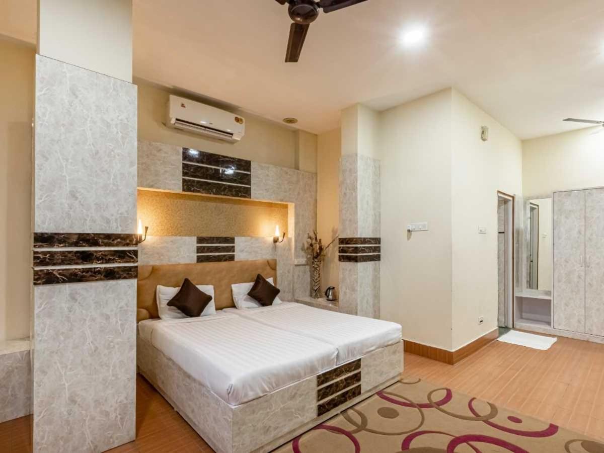 Hotel Mukund Madhav Royals Lucknow Exterior foto